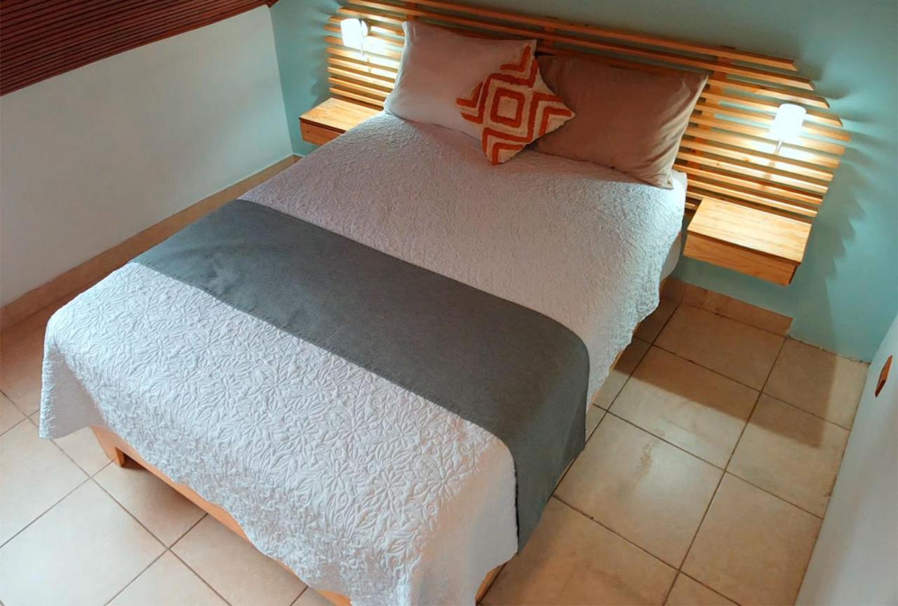 Trebol Amarillo Bed&Breakfast Escazú Esterno foto